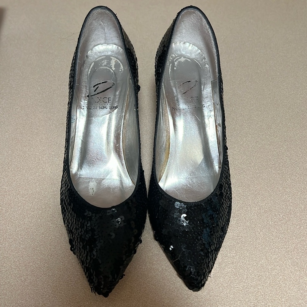 Dolce Black Sequined Pumps Size 9. Excellent condition.